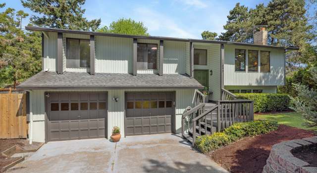 Photo of 11895 SW Robbins Dr, Beaverton, OR 97008