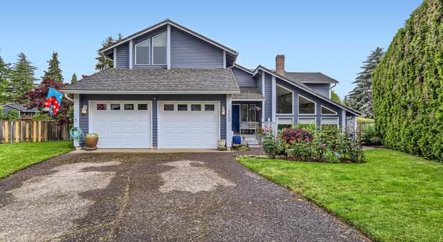 Property at 1543 NE Hyde St, Hillsboro, OR 97124, 4 beds, 3.5 baths