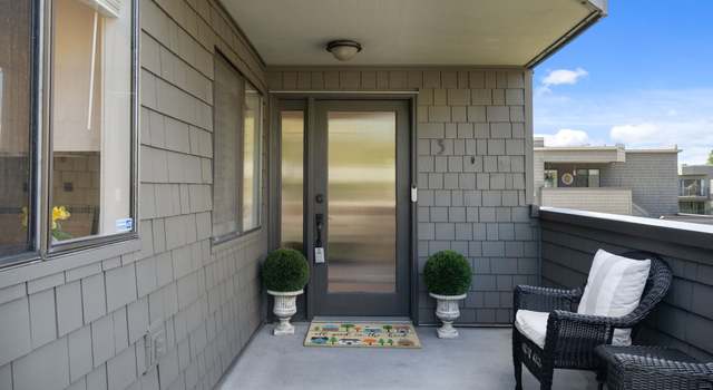Photo of 5620 S Riverside Ln #3, Portland, OR 97239