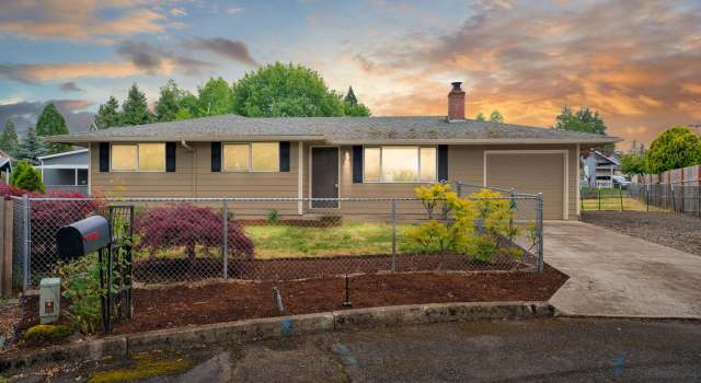 Photo of 1 Revilot Ct, Molalla, OR 97038