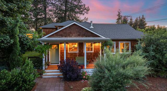 Photo of 902 Elan Dr, Hood River, OR 97031