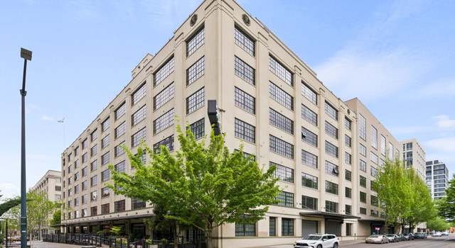 Photo of 1400 NW Irving St NW #407, Portland, OR 97209
