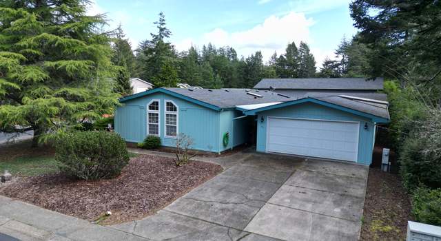 Photo of 633 Glenbrook Cir, Florence, OR 97439