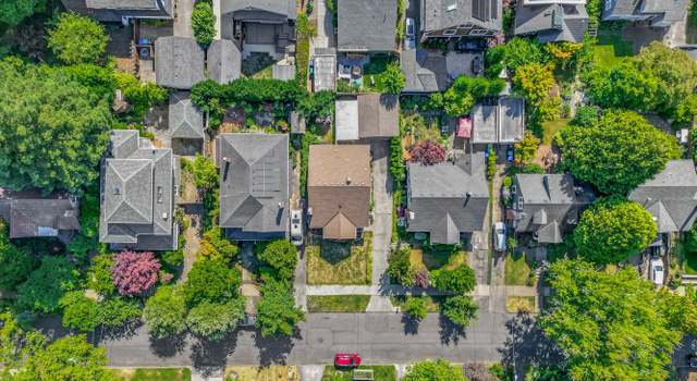 Photo of 2744 NE Cesar E Chavez Blvd, Portland, OR 97212