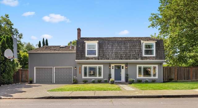 Photo of 15784 NW Overton Dr, Beaverton, OR 97006