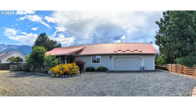 Photo of 707 N Russell St, Joseph, OR 97846