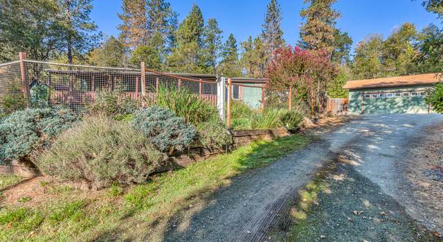 Photo of 1049 W Evans Creek Rd, Rogue River, OR 97537