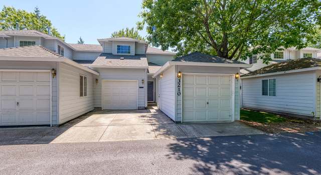 Photo of 3210 SE Blue Bird Dr, Hillsboro, OR 97123