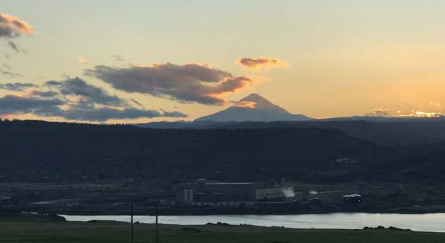 Photo of 60 Grand View Dr, Murdock, WA 98635