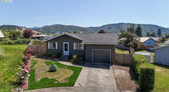 Photo of 715 Penny Ln, Riddle, OR 97469