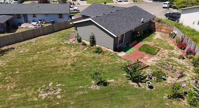 Photo of 715 Penny Ln, Riddle, OR 97469