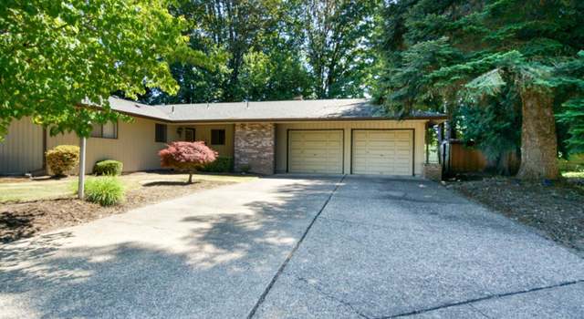 Property at 2262 NW Pinehurst Dr, McMinnville, OR 97128, 4 beds, 1.5 baths