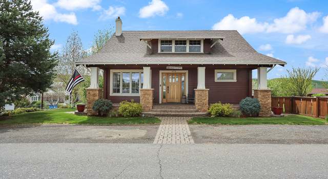 Photo of 475 NE 2nd St, Dufur, OR 97021