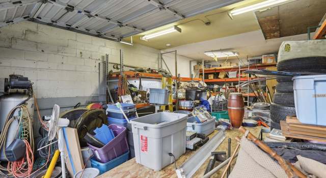 Photo of 2021 SE Tibbetts St, Portland, OR 97202