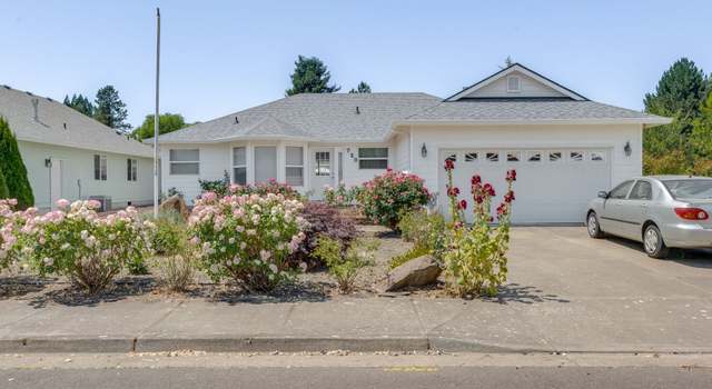 Photo of 720 SE Lacey St, Sheridan, OR 97378