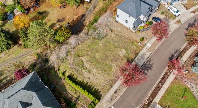 Photo of 801 Northpoint Loop, Brownsville, OR 97327