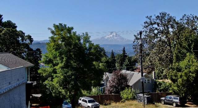 Photo of 121 E Jewett Blvd, White Salmon, WA 98672
