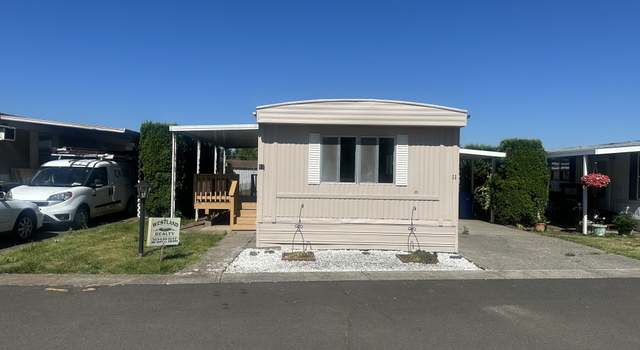 Photo of 820 NW Wade St #11, Estacada, OR 97023