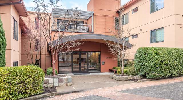 Photo of 778 NW Westover Sq #2, Portland, OR 97210