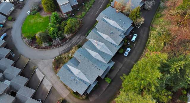 Photo of 2267 Ridgeway Dr, Eugene, OR 97401