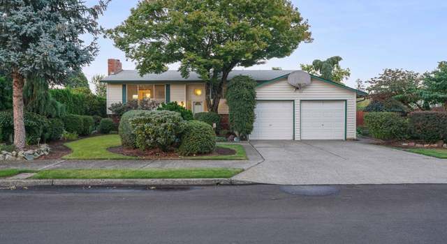Photo of 470 NW Bella Vista Dr, Gresham, OR 97030