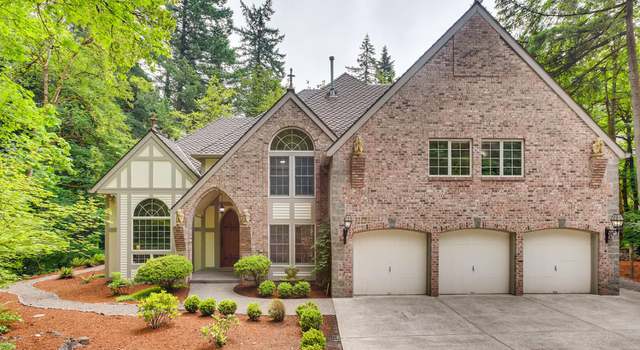 Photo of 15203 Lily Bay Ct, Lake Oswego, OR 97034