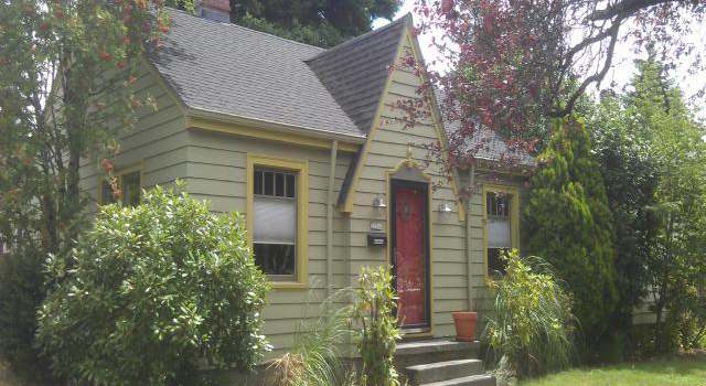 Photo of 5706 SE 62nd Ave, Portland, OR 97206