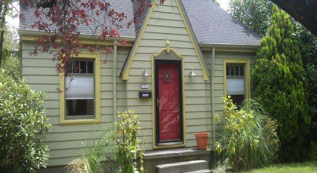 Photo of 5706 SE 62nd Ave, Portland, OR 97206