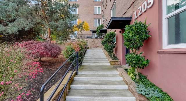 Photo of 1205 SW Cardinell Dr #401, Portland, OR 97201