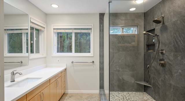 Photo of 2256 SW Humphrey Park Rd, Portland, OR 97221