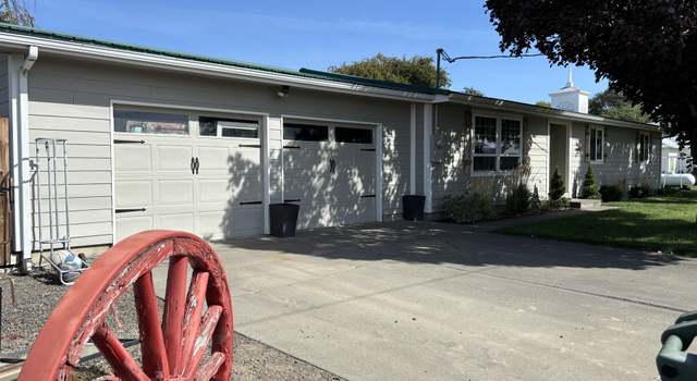 Photo of 122 Columbia St, Helix, OR 97835