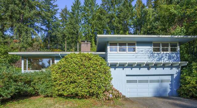Photo of 4637 SW Fairhaven Dr, Portland, OR 97221