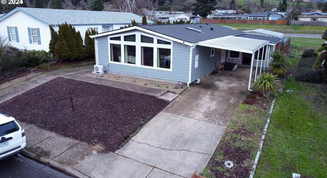 Photo of 1251 S 58th St, Springfield, OR 97478