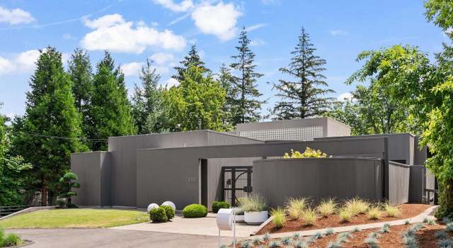Photo of 2725 SW Sherwood Dr, Portland, OR 97201