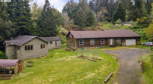 Photo of 93751 Coos Sumner Ln, Coos Bay, OR 97420