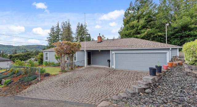 Photo of 808 E 14th St, Coquille, OR 97423