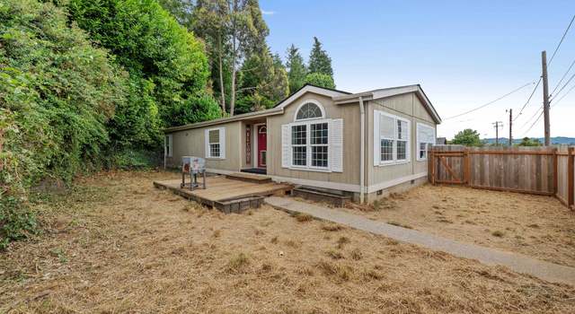 Photo of 766 Southwest Blvd, Coos Bay, OR 97420