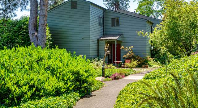Photo of 4427 Fox Hollow Rd #5, Eugene, OR 97405