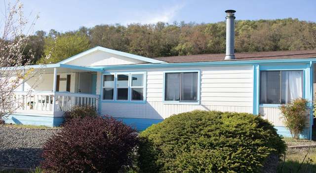 Photo of 907 Shadow Ranch Ln, Roseburg, OR 97470