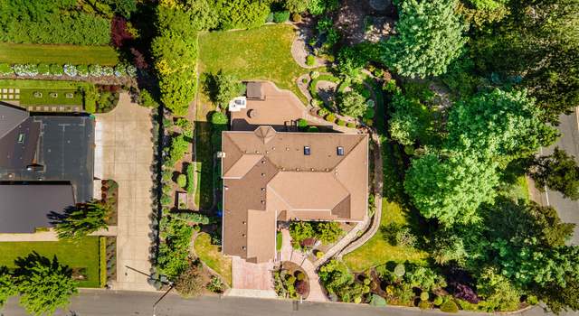 Photo of 6145 SW Sweetbriar Ct, Portland, OR 97221