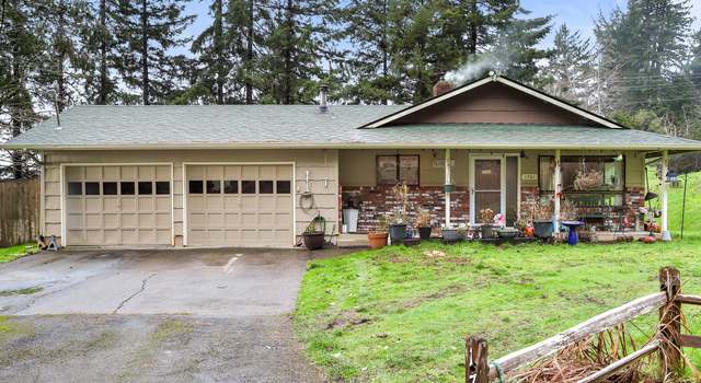 Photo of 1761 8th St, Astoria, OR 97103