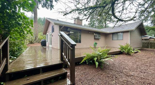 Photo of 2085 Timberline Dr, Coos Bay, OR 97420