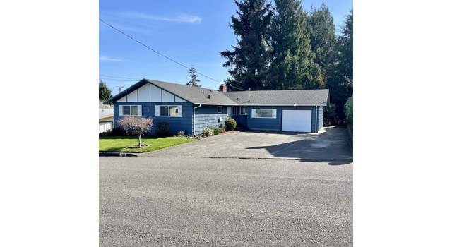 Photo of 850 View St, Reedsport, OR 97467