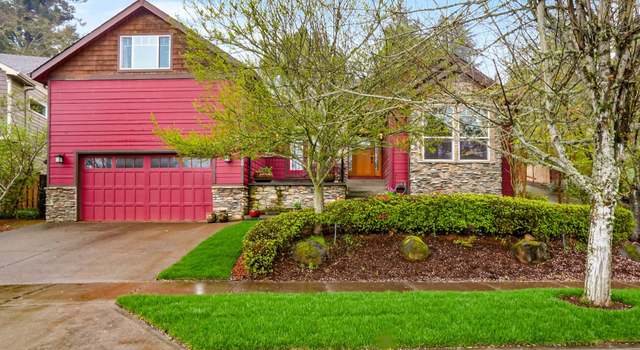 Photo of 320 Tillicum Dr, Silverton, OR 97381