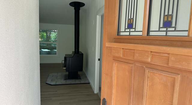 Photo of 16423 SE Hearthwood Dr, Clackamas, OR 97015