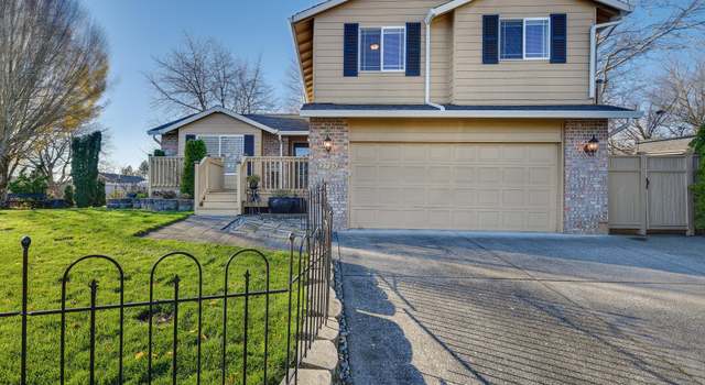 Photo of 2725 SW Hope Cir, Troutdale, OR 97060