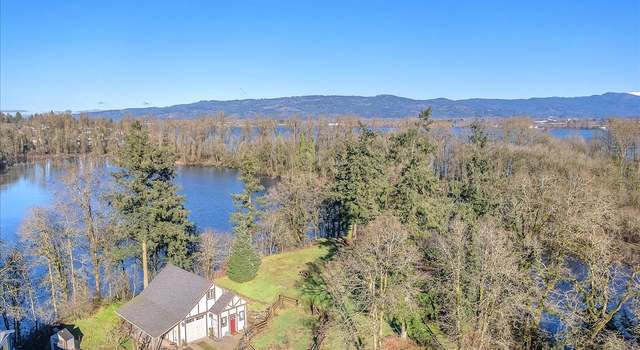 Photo of 300 Madrona Ct, St. Helens, OR 97051