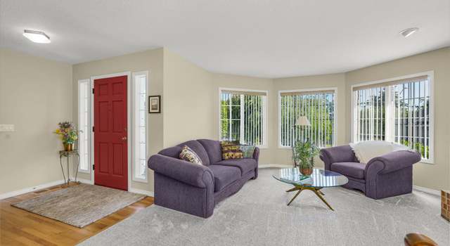 Photo of 12717 SE Bluff Dr, Clackamas, OR 97015
