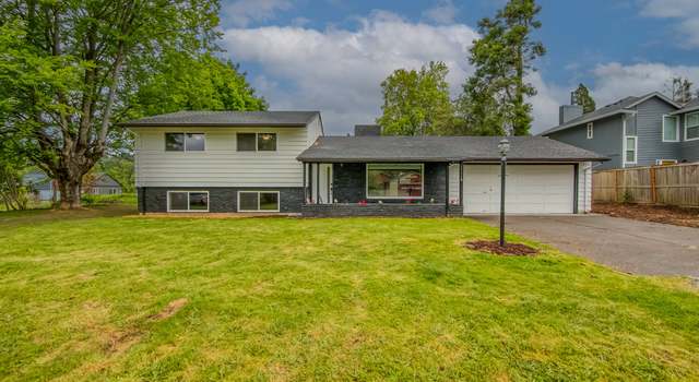 Property at 11110 SW 64th Ave, Portland, OR 97219, 3 beds, 2.5 baths