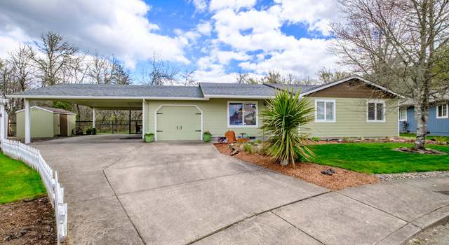 Photo of 2990 Harding Ct, Sweet Home, OR 97386